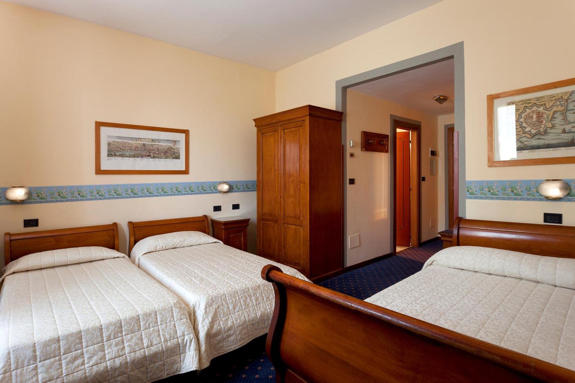 Ih Hotels Firenze Select Ngoại thất bức ảnh