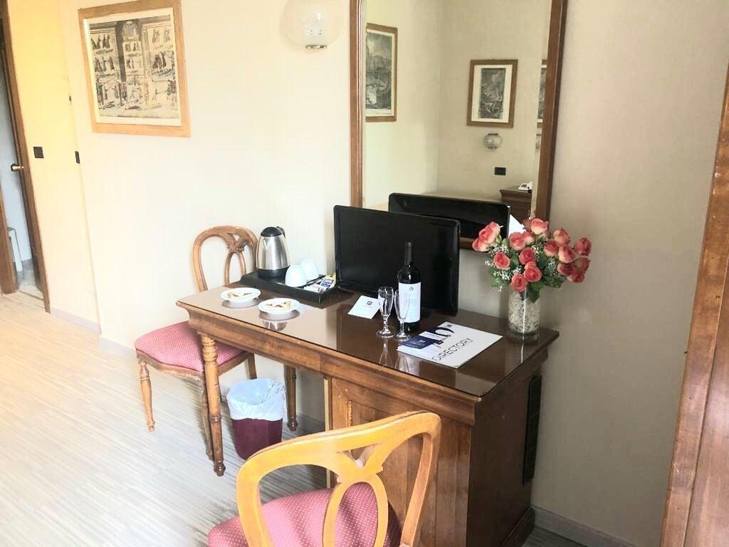 Ih Hotels Firenze Select Ngoại thất bức ảnh