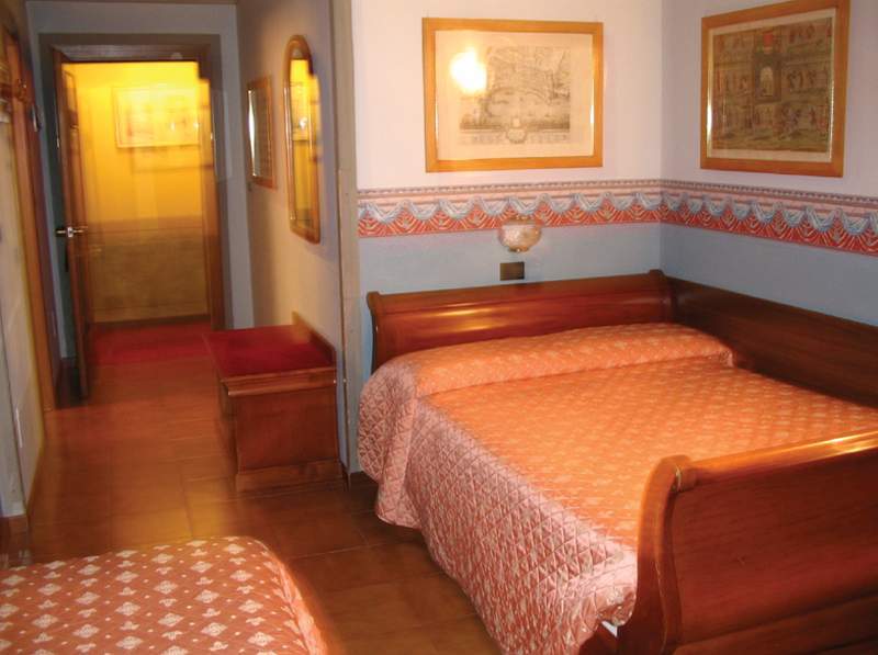 Ih Hotels Firenze Select Phòng bức ảnh